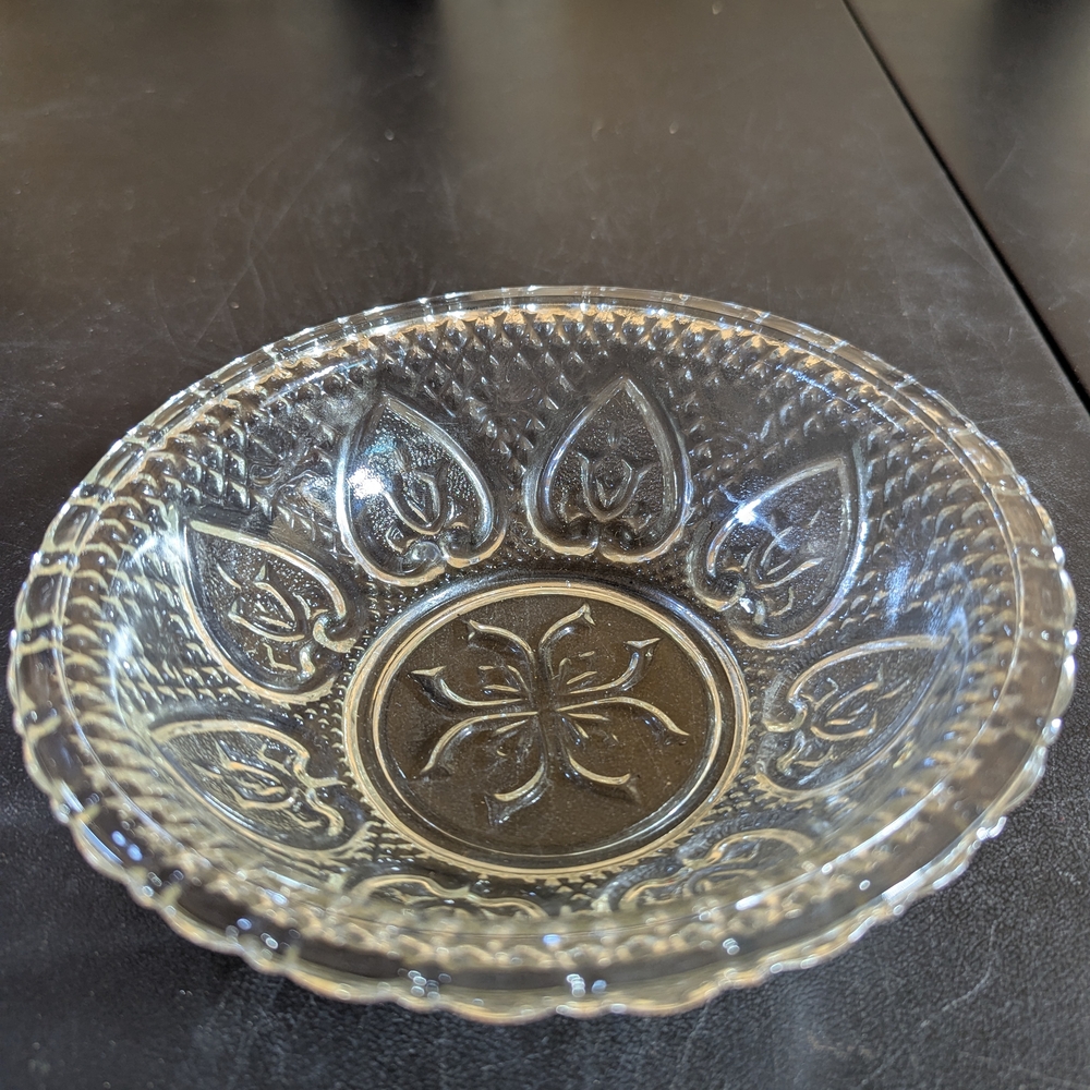 Elegant Clear Glass Decorative Bowl
